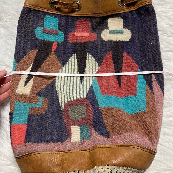 Vintage sisters bucket backpack sling bag - Picture 6 of 7